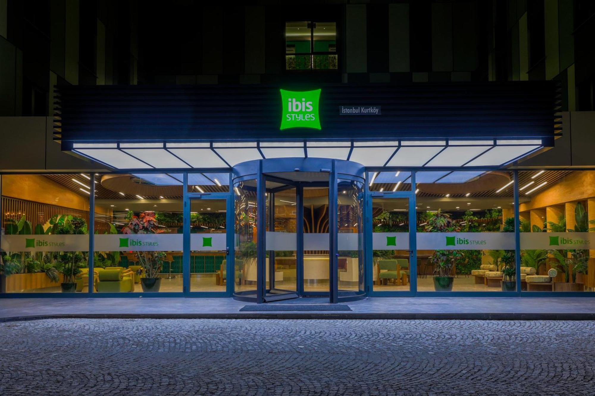 Ibis Styles Istanbul Kurtkoy Hotel Bagian luar foto