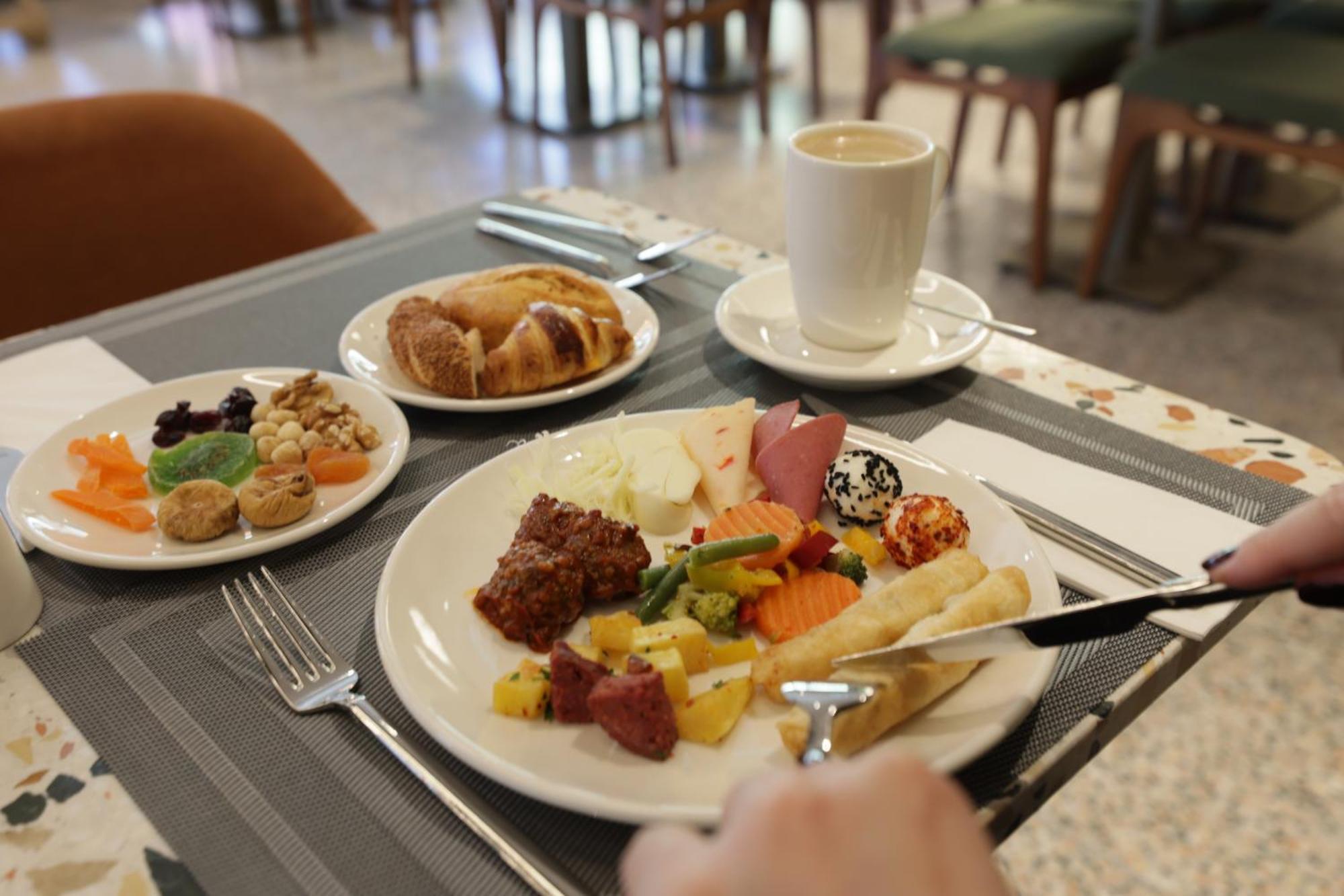 Ibis Styles Istanbul Kurtkoy Hotel Bagian luar foto